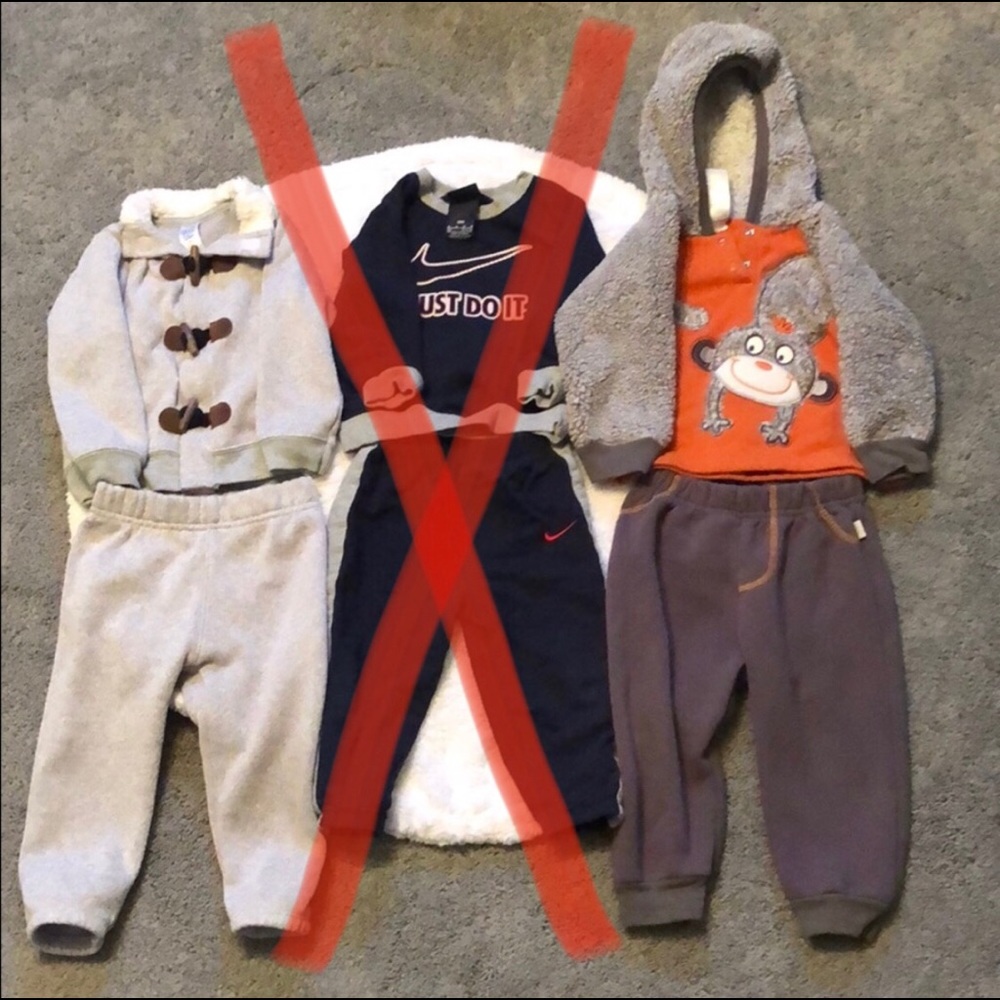 4 pieces-Bundle of 2 matching outfits 18 months